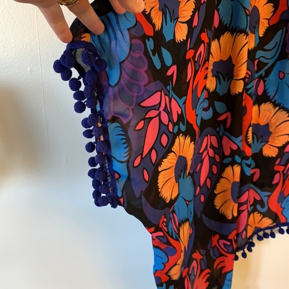 Floral shawl - beautiful ornate print, OS - Picture 4 of 5